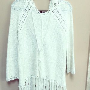 LOVESTITCH White pullover fringe hooded sweater